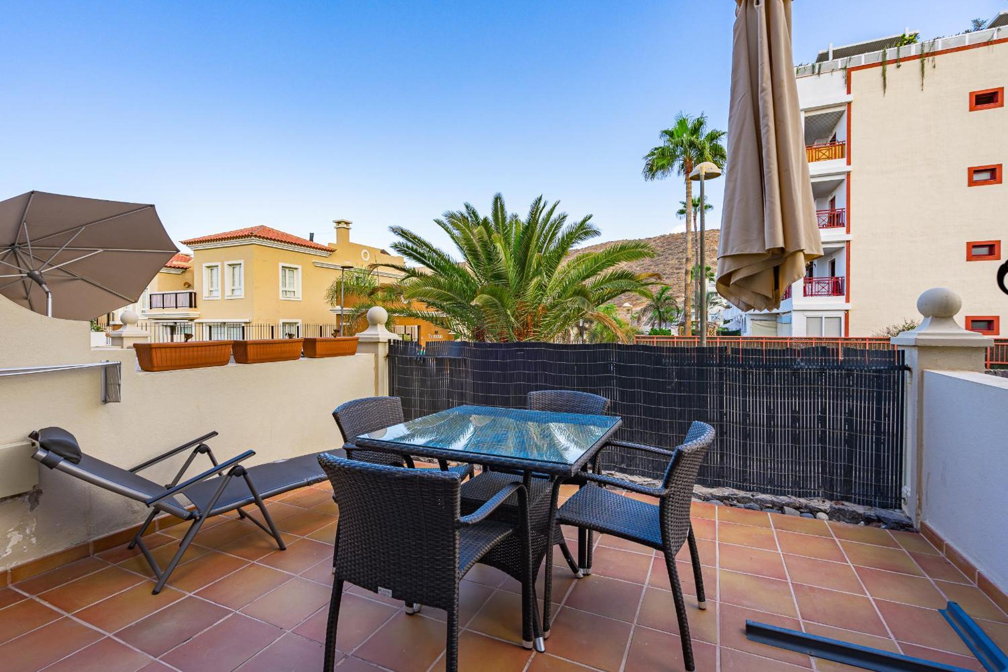 Paraiso Palm Mar Beautiful & Bright Renovated Apartment With Air Conditioning מראה חיצוני תמונה